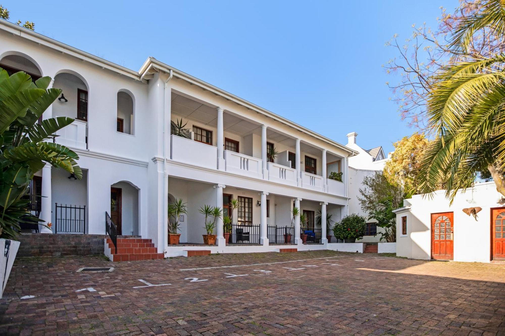 Oasis In Sea Point Apartment
